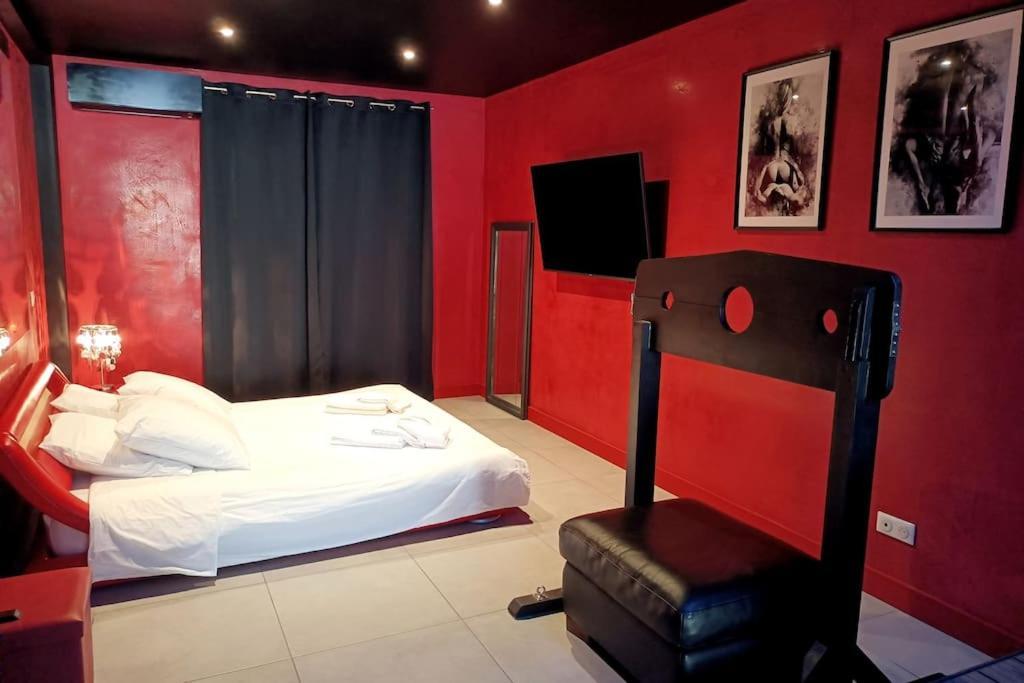 Appartement Balneo Et Sauna Prives The Red Room 莫吉奥 外观 照片